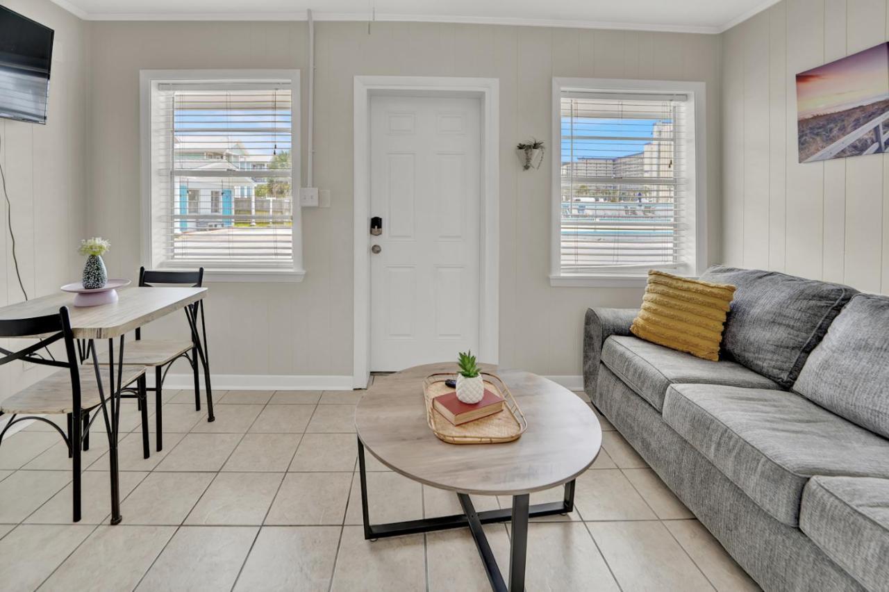 Sea Foam Suites Lower Grand Lagoon Exterior foto